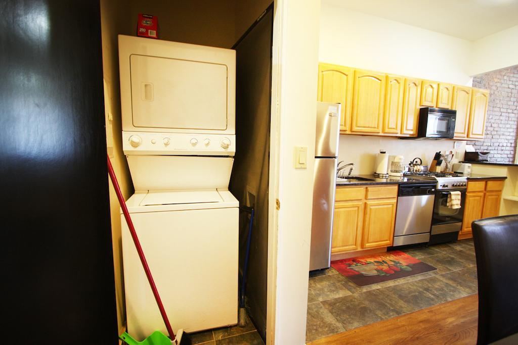 Luxury Living Suites New York Room photo