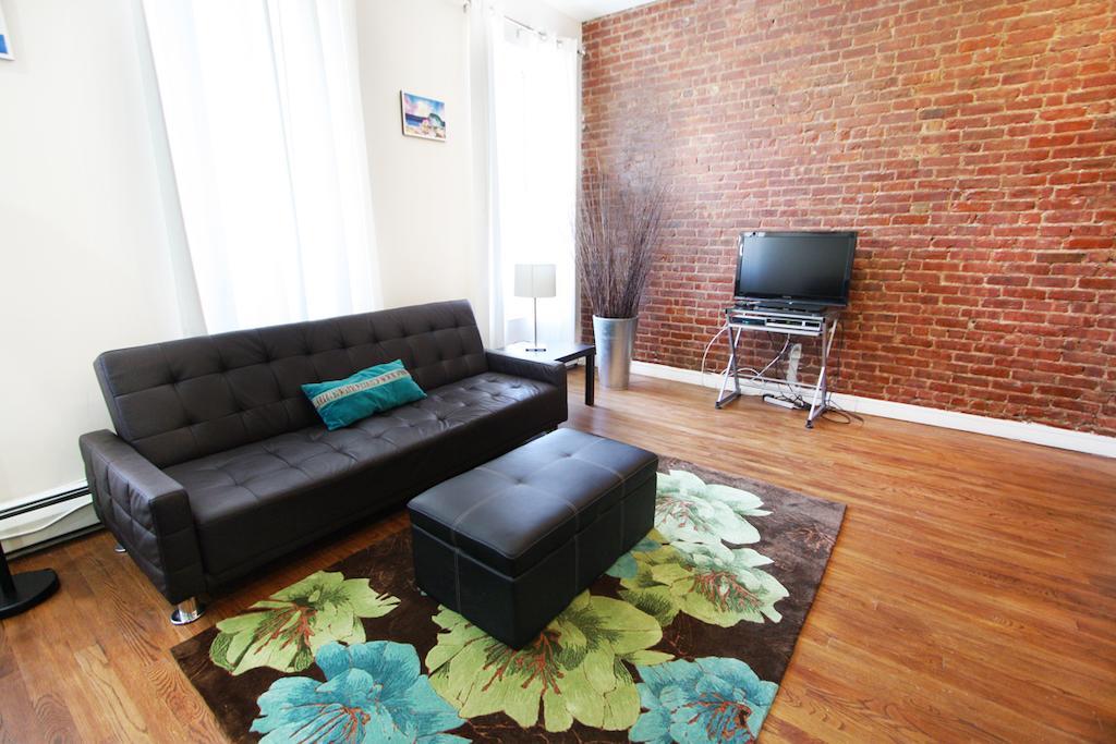 Luxury Living Suites New York Room photo